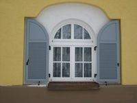 sonderform_fensterlaeden